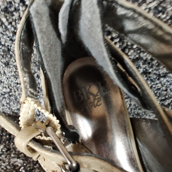 BKE Heels - Picture 4 of 7
